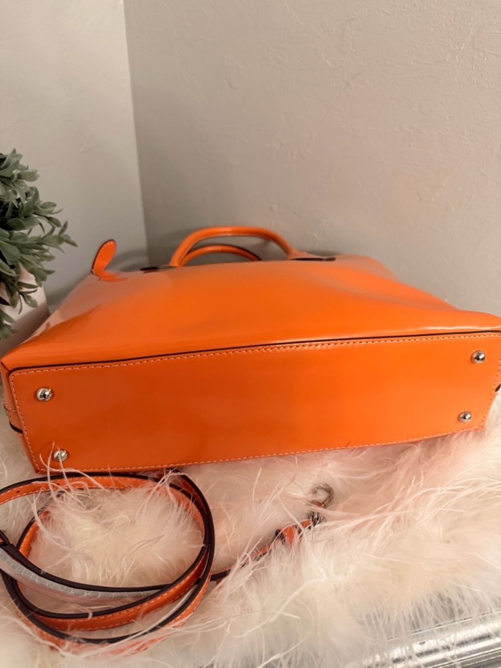 NWOT Tory Burch Swing Satchel Bag - Picture 3 of 8